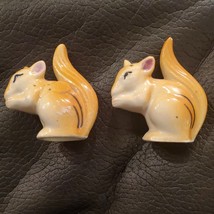 Occupied Japan Squirrel Salt &amp; Pepper Shakers Orange White 2 x 3 Inches Vintage - £15.30 GBP