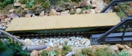 HO Scale: Mantua ATSF Flat Car #90806; Vintage Model Railroad Train - £7.09 GBP