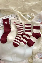 Fiery Red Embroidered Bowknot Ribbed Crew Socks - $52.94 MXN