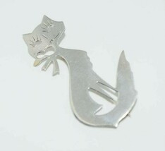 Vintage Sterling Silver Artisan Designed Fancy Cat Brooch Pin - £29.04 GBP