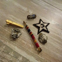 United States Navy USN  VINTAGE OLD NAVY Militaria Army Pin Lot 6 Pins - $94.84 MXN