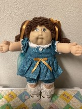 Vintage Cabbage Patch Kid Girl RARE Gray Eyes Brown Poodle Hair KT Factory HM#2 - £211.05 GBP