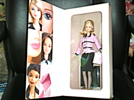 Barbie Avon Exclusive Avon Representative by Avon Barbie  - £31.85 GBP