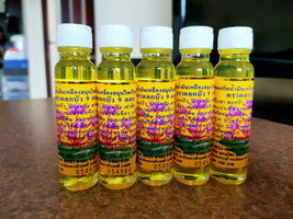 9 Lotus Yellow Oil Turmeric Extract Thai Herbs Plai Nasal Congestion 24Ml. X 5 - £57.67 GBP