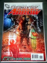 Comics - DC - BRIGHTEST DAY GREEN ARROW - ATTACK ON QUEEN TOWER! JAN &#39;11 #6 - $15.00