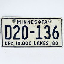 1980 United States Minnesota Lakes Passenger License Plate D20-136 - $12.86