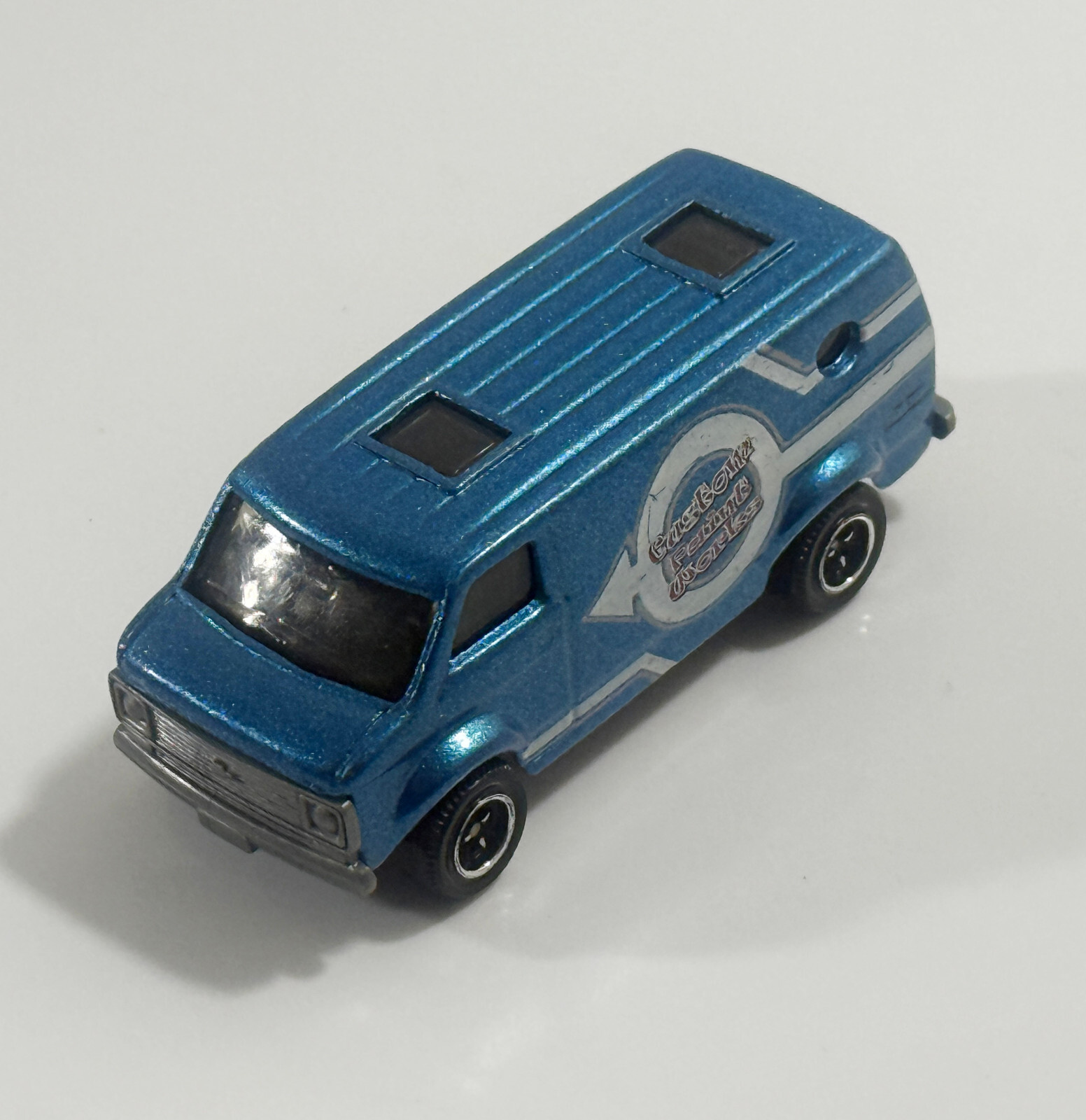 2009 Matchbox Service Center CHEVY VAN Blue Custom Paint Works LOOSE - $2.47