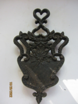 ANTIQUE CAST IRON HEART &amp; SUNBURST DESIGN KITCHEN TRIVET - £7.84 GBP