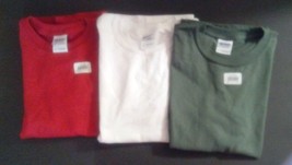 Boys/ T Shirts Cotton /Set Of 3 / Lg /Nwt/Youth Tees/ Gildan /Green / Red /White - £12.16 GBP