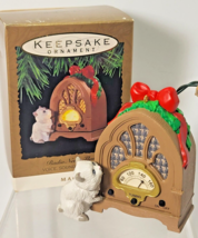 Vtg Hallmark Keepsake Ornament 1993 Radio News Flash Cat Music Light Christmas - £8.87 GBP