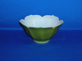 Olive Green Trinket  Bowl - BEAUTIFUL! - $6.92