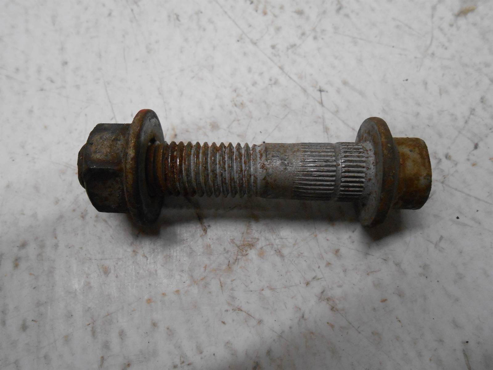 2005-2017 CHEVROLET EQUINOX STRUT SHOCK BOLT NUT FRONT SPINDLE KNUCKLE  - $19.99