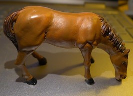 Lemax Village Little Brown Horse small  2&quot;  tall 1999 - $11.73