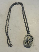 Vintage Pewter Metal Cattails Bulrush Reed Plant Pendant Necklace 18&quot; - £10.16 GBP