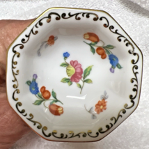 Beautiful Noritake Floral Pedestal Open Salt Dip w Gold 1.5 T 2 5/8 W - $300.71 MXN