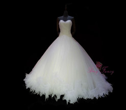 Rosyfancy feathers accentuated sweetheart bridal ball gown with ruffled hem - £519.65 GBP