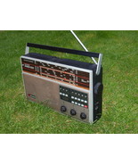 VINTAGE SOVIET USSR OKEAN 222 RADIO 8 BAND 2AM/LW/UKW/4SW WORLD RECEIVER - $107.56 CAD