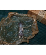 VINTAGE USSR 6N15P 6H15P 6Н15П Tube Double Triode Tube Valve NOS - $5.41 CAD