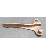 Vintage Farm Implement Lever Pull Handle Cast Iron 5-1/2&quot; Long Steam Punk - £19.65 GBP