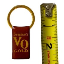 Seagrams VO Gold Keychain Promo Key Ring Key Fob Keeper Vtg Enameled Gold Tone - £11.86 GBP