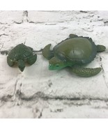 Sea Turtle Figures Lot Of 2 Big And Small Green Safari Animal Nature Toys  - £7.90 GBP