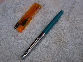 VINTAGE SOVIET RUSSIAN USSR FOUNTAIN PEN   #29 - $49.49