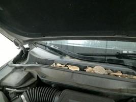EQUINOX   2011 Cowl Vent Panel 104595388 - $145.04