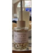 DW Home Naturals Reed Diffuser Green Oak &amp; Moss 4.6 Fl Oz - $467.43 MXN