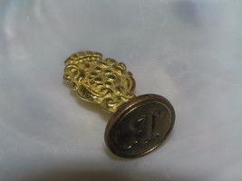 Vintage Italy Marked Small Goldtone Initial Script R Metal Stamp with Ornate Han - £6.04 GBP