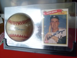 Clete  Boyer  Display Signed  Autograph  Card  &amp;  Baseball  On  The  Sweet Spot - £81.18 GBP