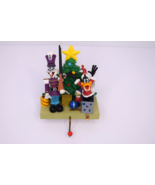 Vtg 1996 Looney Tunes Bugs Bunny &amp; Daffy Duck Christmas Stocking Hanger ... - $277.82 MXN