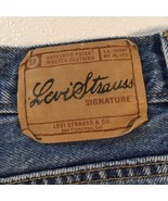 Vintage ~ Misses 14 Short ~ 33 x 29 ~ Relaxed Fit Signature Levi Strauss... - €33,38 EUR