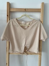Très Bien Front Tie Beige Crop Top ( S ) - $19.77