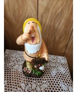 Disney Snow White Dwarf SNEEZY Garden Gnome Figurine With Sign 8&quot; New - $43.66 CAD
