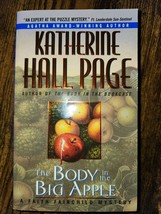 The Body in the Big Apple: A Faith Fairchild Mystery by Katherine Hall Page - £3.78 GBP