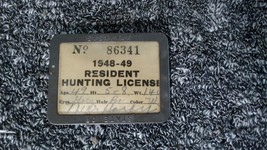 1948-49 Arkansas State Citizen Resident Hunting License Badge 86341 Pin - $19.99