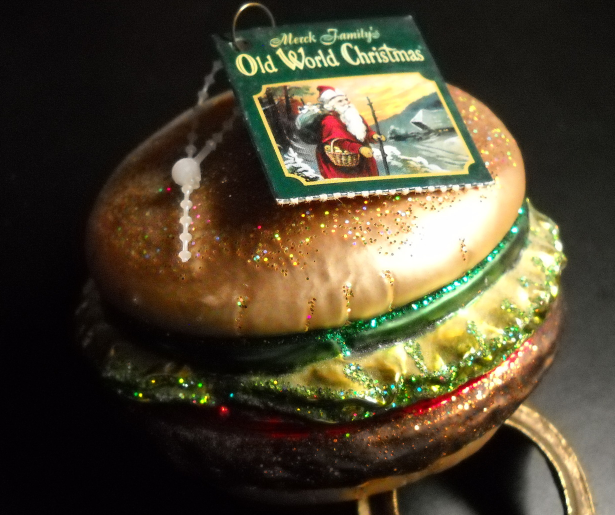 Merck Family's Old World Christmas Ornament 2005 Cheeseburger Glass and Glitter - £8.60 GBP