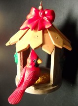 Hallmark Keepsake Christmas Ornament 1999 Wintertime Treat Red Cardinal Boxed - £7.18 GBP