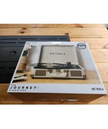 VICTROLA JourneyPlus Signature RecordPlayer - Tan - $94.73 CAD
