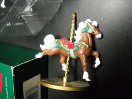 Hallmark Keepsake Ornament 1989 Star 3rd in Four Carousel Horses Series ... - £9.37 GBP