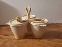 Vintage Tupperware 757-2 Condiment Caddy Server W/ 3 Lids And Spoons - £19.42 GBP