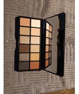 LA GIRL Fanatic Eyeshadow Palette THE NUDIST (MK10) - £13.21 GBP
