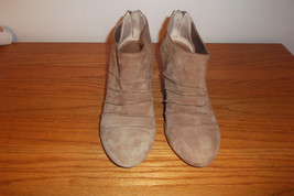 Bcbg Paris Brown Suede Ankle Wedge Boots Size 7 1/2&quot; B - £19.78 GBP