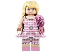 Gift Hobby Barbie in Pink Checkered Skirt Barbie Movie Minifigure US - $7.59