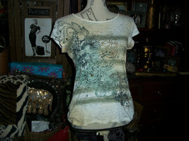 ROCK &amp; REPUBLIC Sweet Bling Tee Size S - $9.90