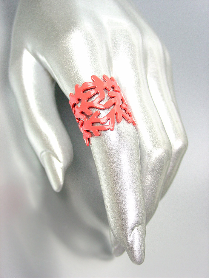 Primary image for CHIC & UNIQUE Natural Coral Lacquer Enamel Coral Motif Metal Ring 