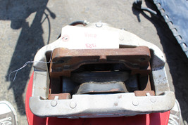 2004-2007 BMW E60 525i DISC BRAKE CALIPER FRONT RIGHT V1018 image 2
