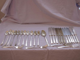 Mixed Lot Vintage Silverplated Flatware 28 pcs.  - £8.57 GBP