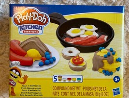 NEW Play Doh Kitchen Creations Toast ‘N Waffles Set 5 Containers Pan Bacon Eggs - £11.75 GBP