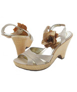 Style &amp; Co Darlin Womens Pale Gold Flower Sandals Heels Wedges Platform ... - £13.67 GBP